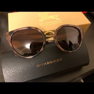 Burberry gradient cat eye sunglasses